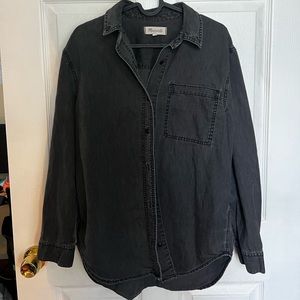Madewell Denim button up shirt in Lunar Wash
